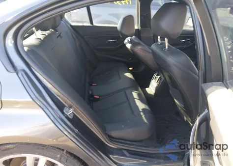 2016 BMW 320I z USA, uszkodzony, nr VIN WBA8E1G50GNT36429